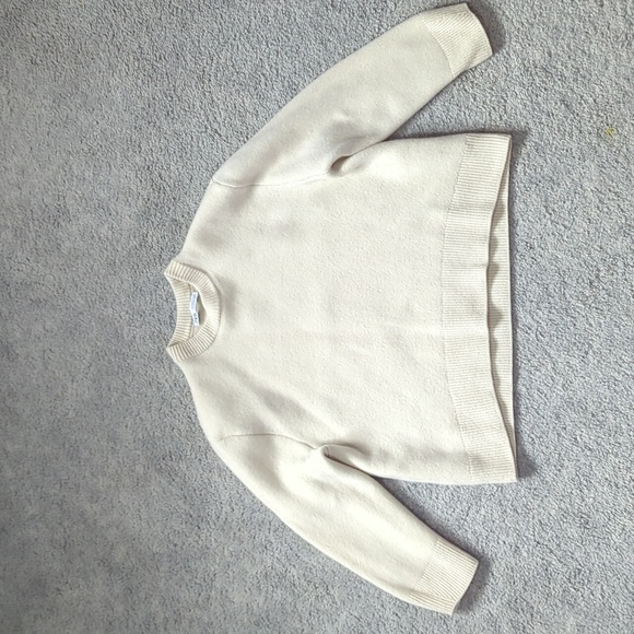 Zara Merino Wool Sweater, S-M, Color: Ecru - Picture 13 of 16